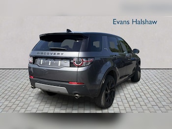 Used Land Rover Discovery Sport 2017 for sale - 79511674: Photo