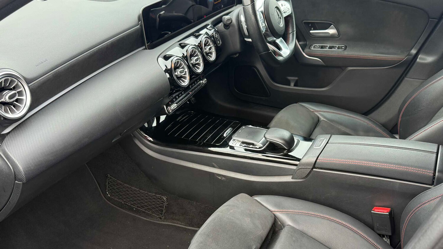 Used Mercedes-Benz A-Class 2019 for sale - 77995842: Photo 16