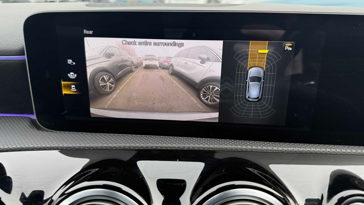 Used Mercedes-Benz A-Class 2019 for sale - 77995842: Photo 20