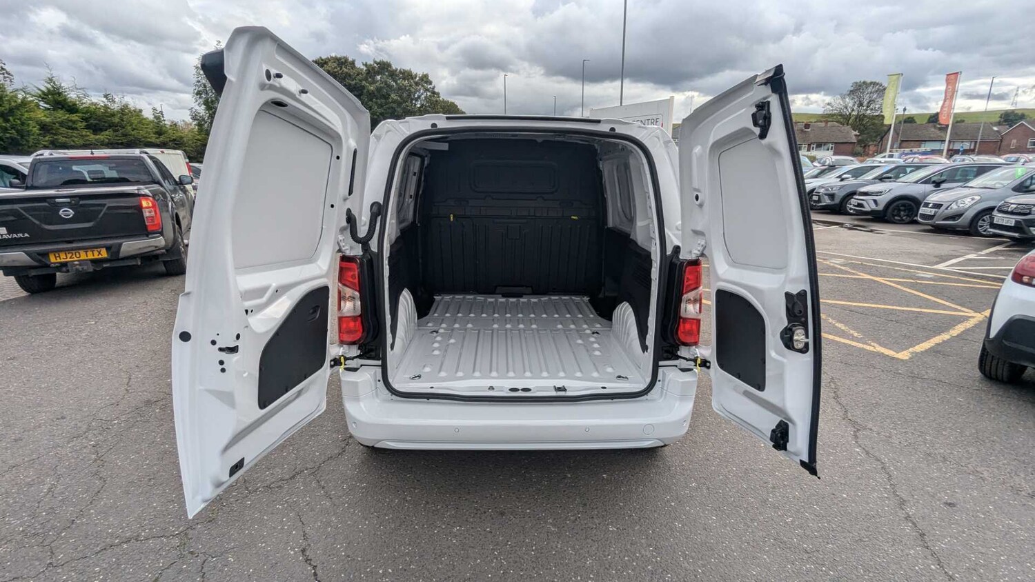 Used Citroen Berlingo for sale - 77860960: Photo 16