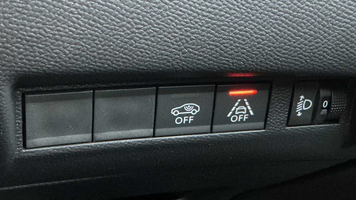 Used Peugeot 208 for sale - 77861514: Photo 18