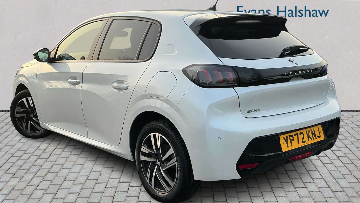 Used Peugeot 208 for sale - 77861514: Photo 2