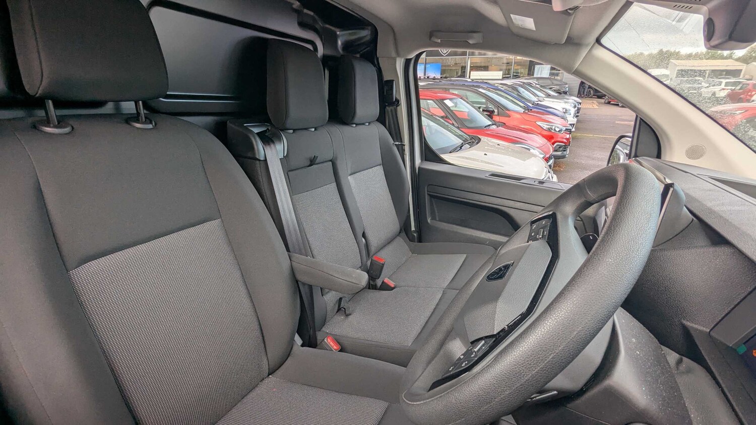 Used Peugeot Expert 2025 for sale - 77857549: Photo 9