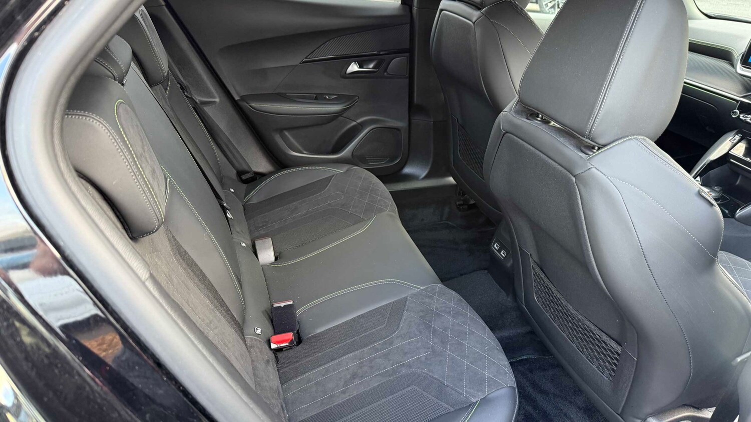 Used Peugeot 2008 2022 for sale - 77859270: Photo 12