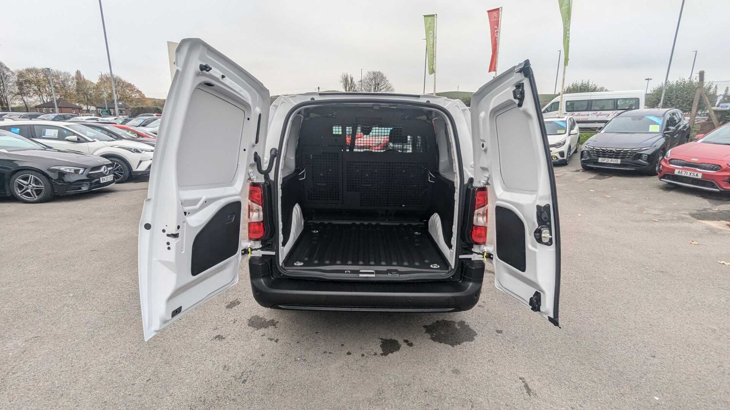 Used Citroen Berlingo for sale - 77861500: Photo 15