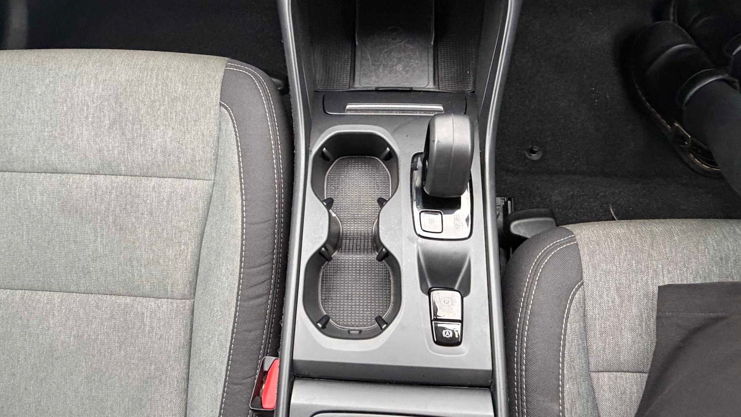 Used Volvo XC40 for sale - 77860579: Photo 25