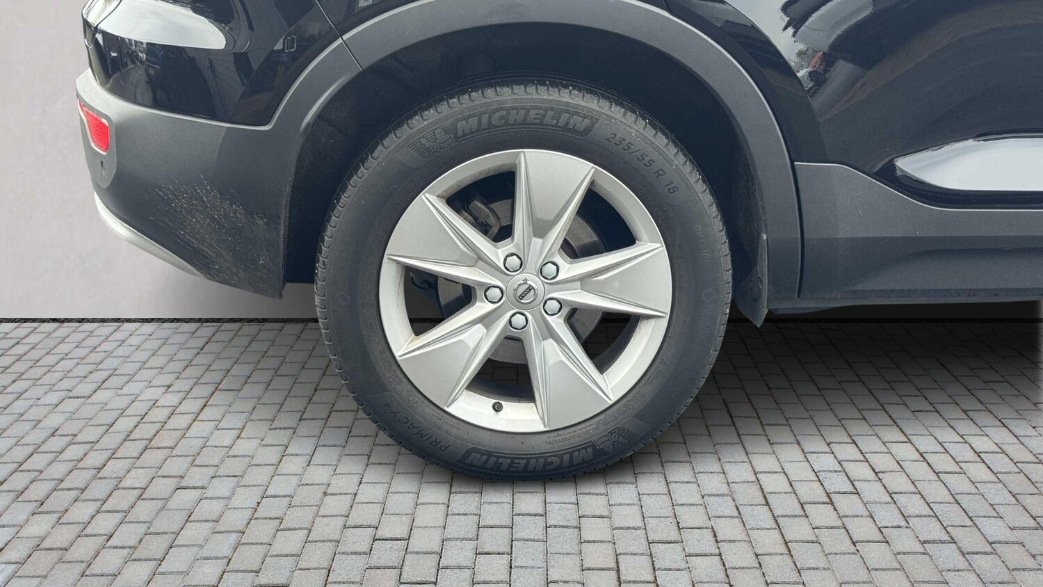 Used Volvo XC40 for sale - 77860579: Photo 9