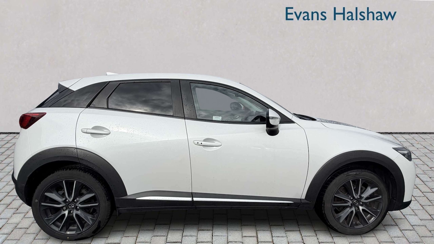 Used Mazda CX-3 2018 for sale - 77857329: Photo 2