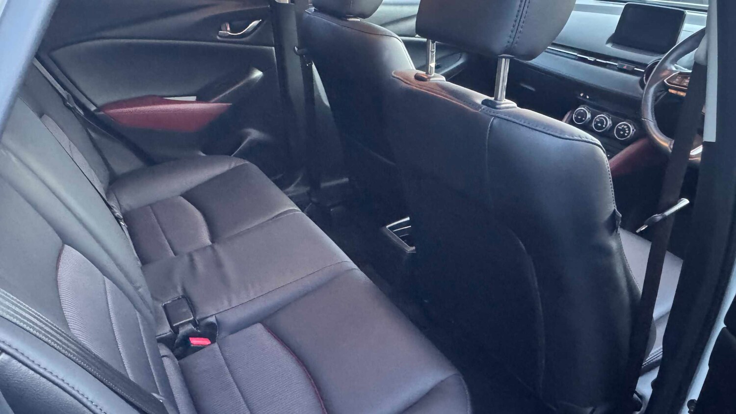 Used Mazda CX-3 2018 for sale - 77857329: Photo 8