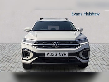 Used Volkswagen T-Roc 2023 for sale - 78173810: Photo