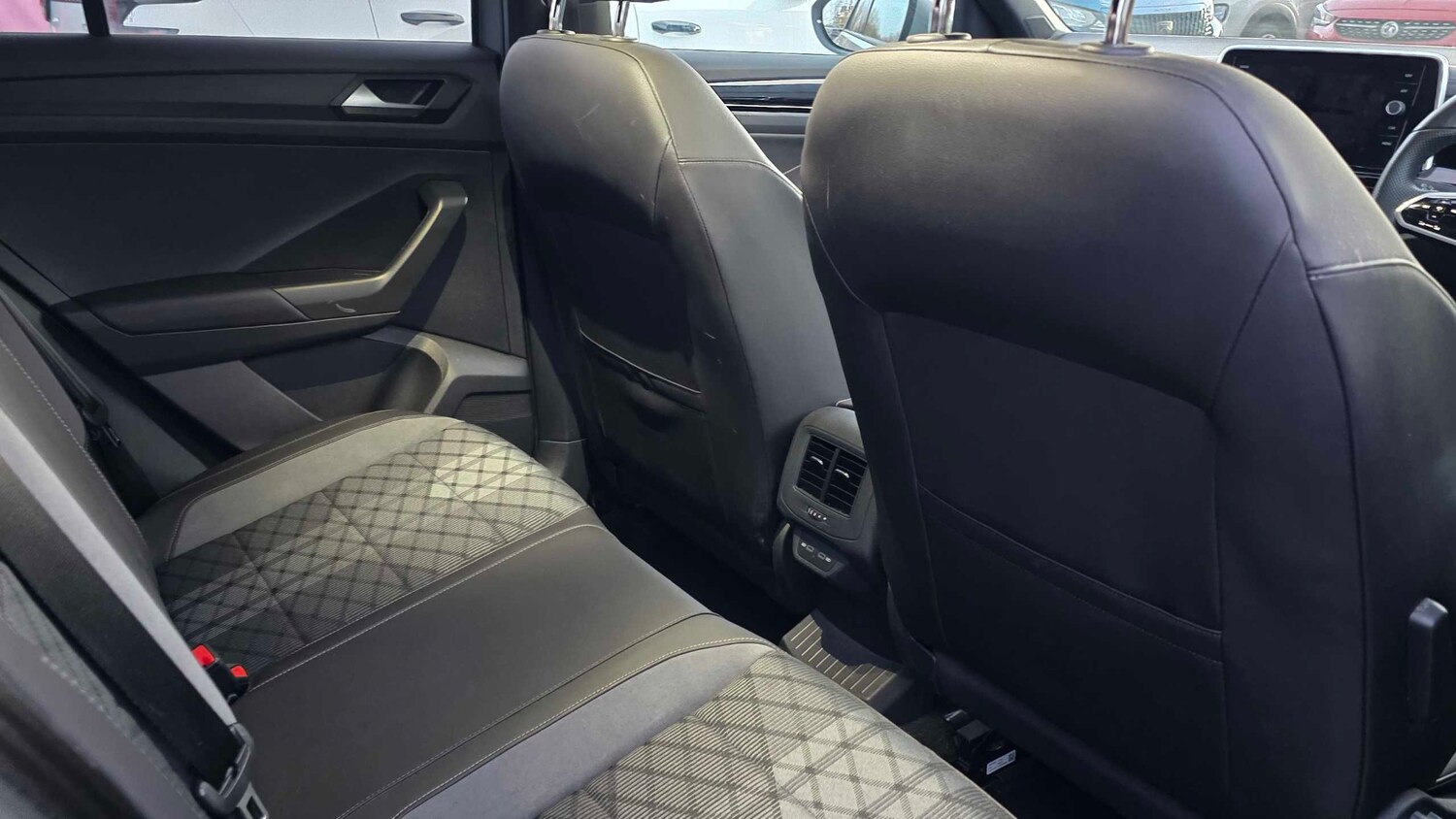 Used Volkswagen T-Roc for sale - 77857500: Photo 14