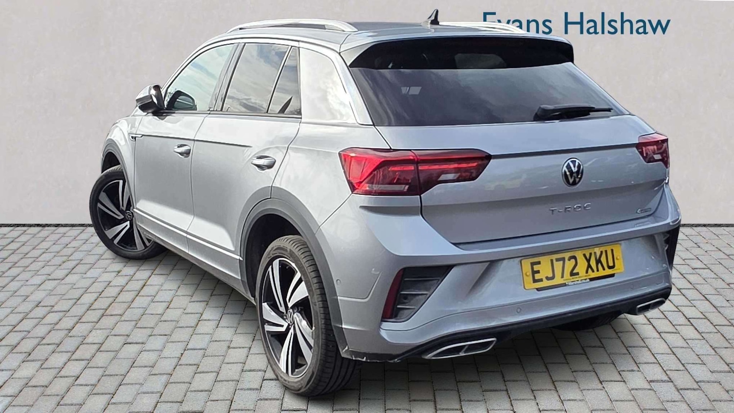Used Volkswagen T-Roc for sale - 77857500: Photo 2