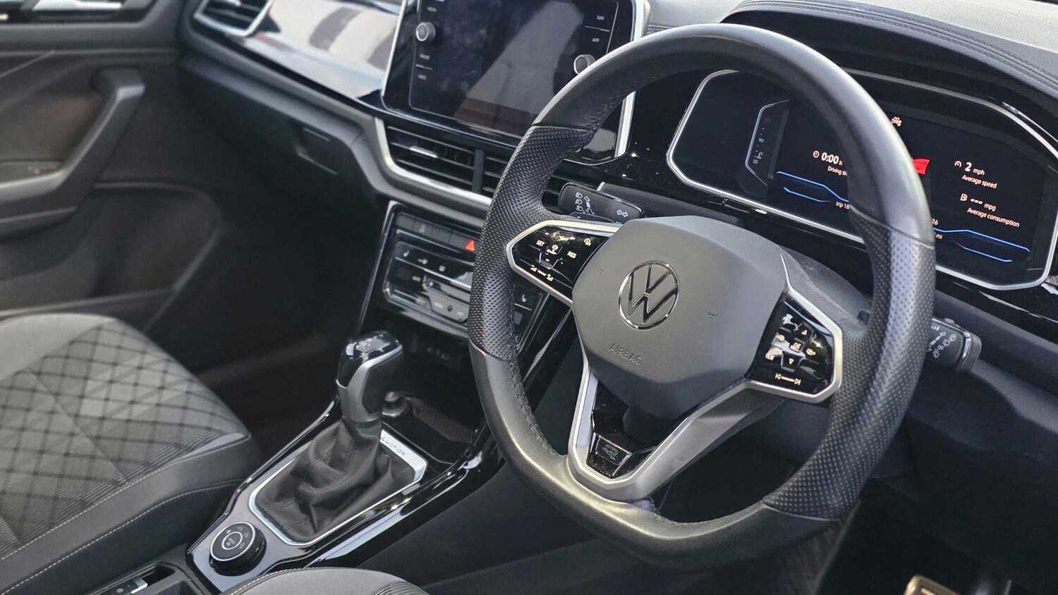 Used Volkswagen T-Roc for sale - 77857500: Photo 9