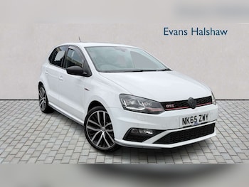 Used Volkswagen Polo 2015 for sale - 78137602: Photo