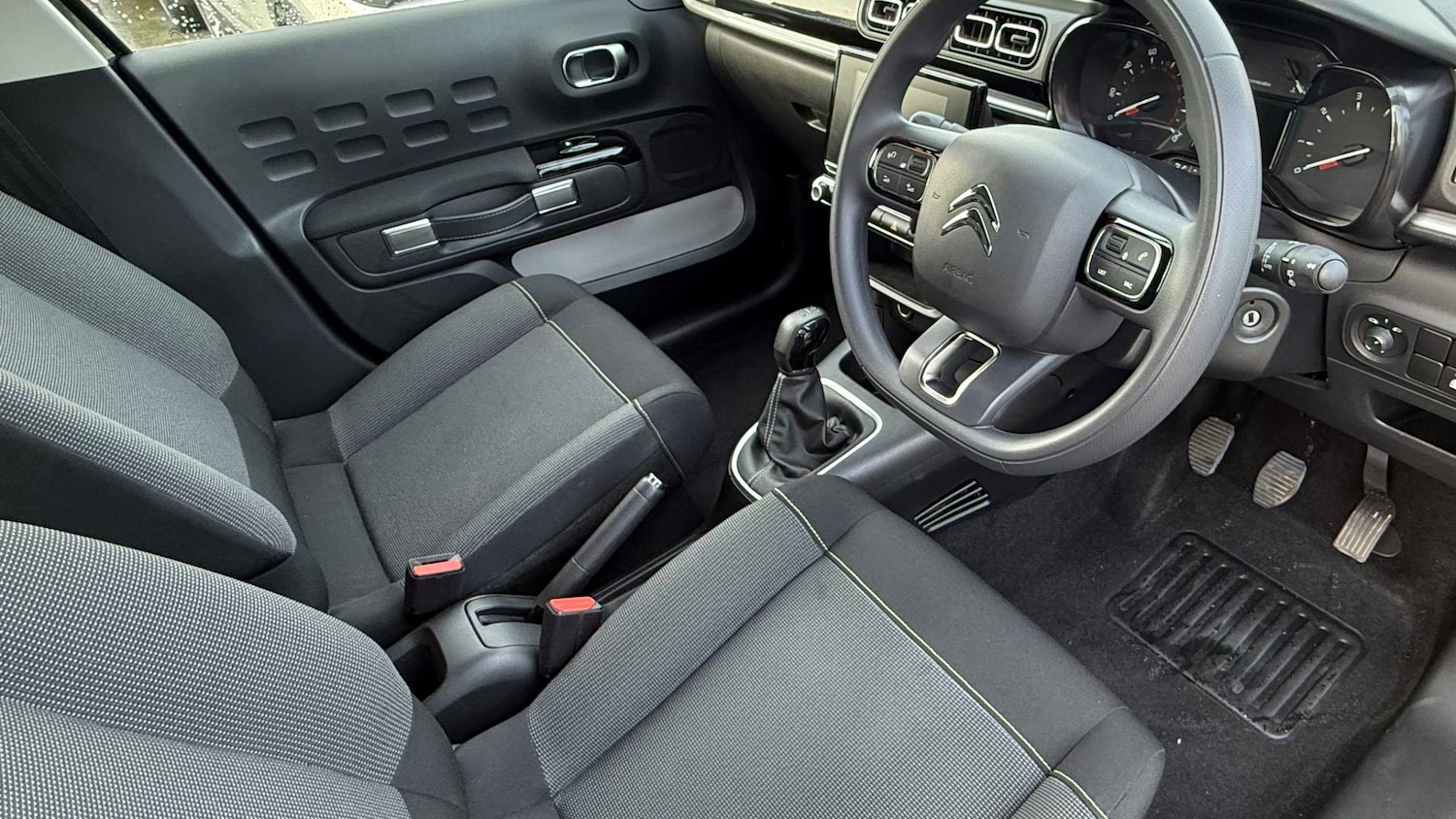 Used Citroen C3 2023 for sale - 77960629: Photo 9