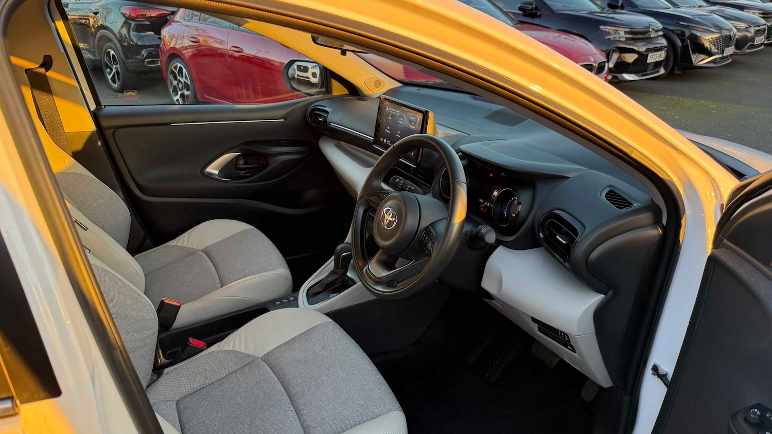 Used Toyota Yaris for sale - 77860936: Photo 13