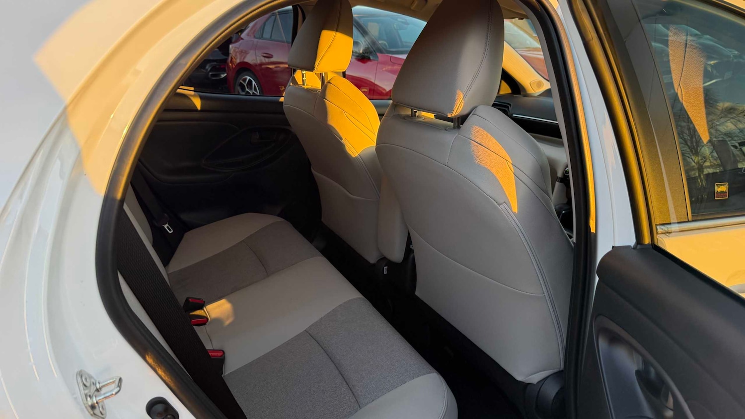 Used Toyota Yaris for sale - 77860936: Photo 14