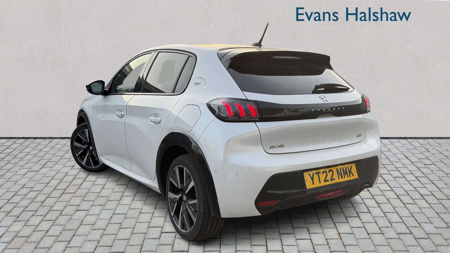 Used Peugeot 208 2022 for sale - 77960968: Photo 3