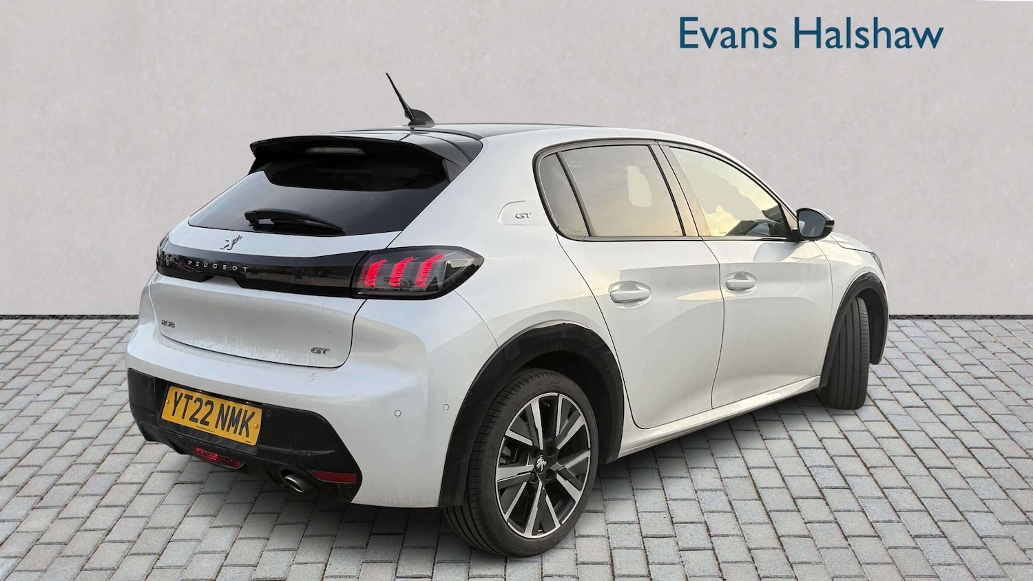 Used Peugeot 208 2022 for sale - 77960968: Photo 4