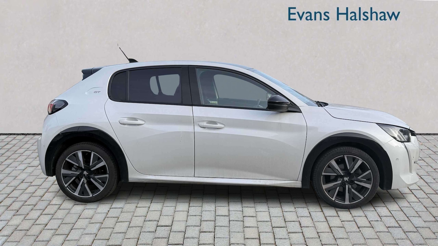Used Peugeot 208 2022 for sale - 77960968: Photo 5