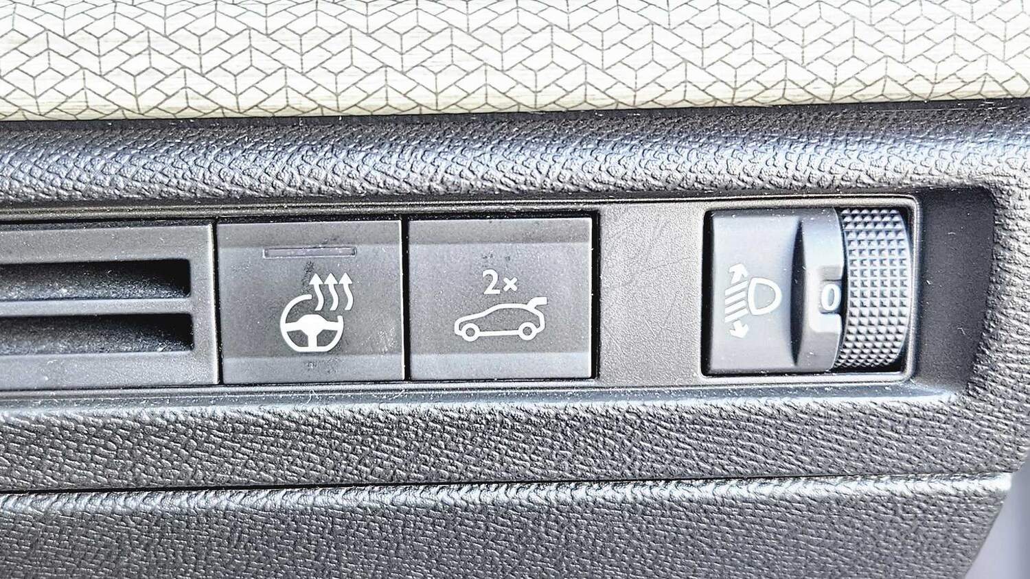 Used Citroen C5 X 2022 for sale - 77857453: Photo 15