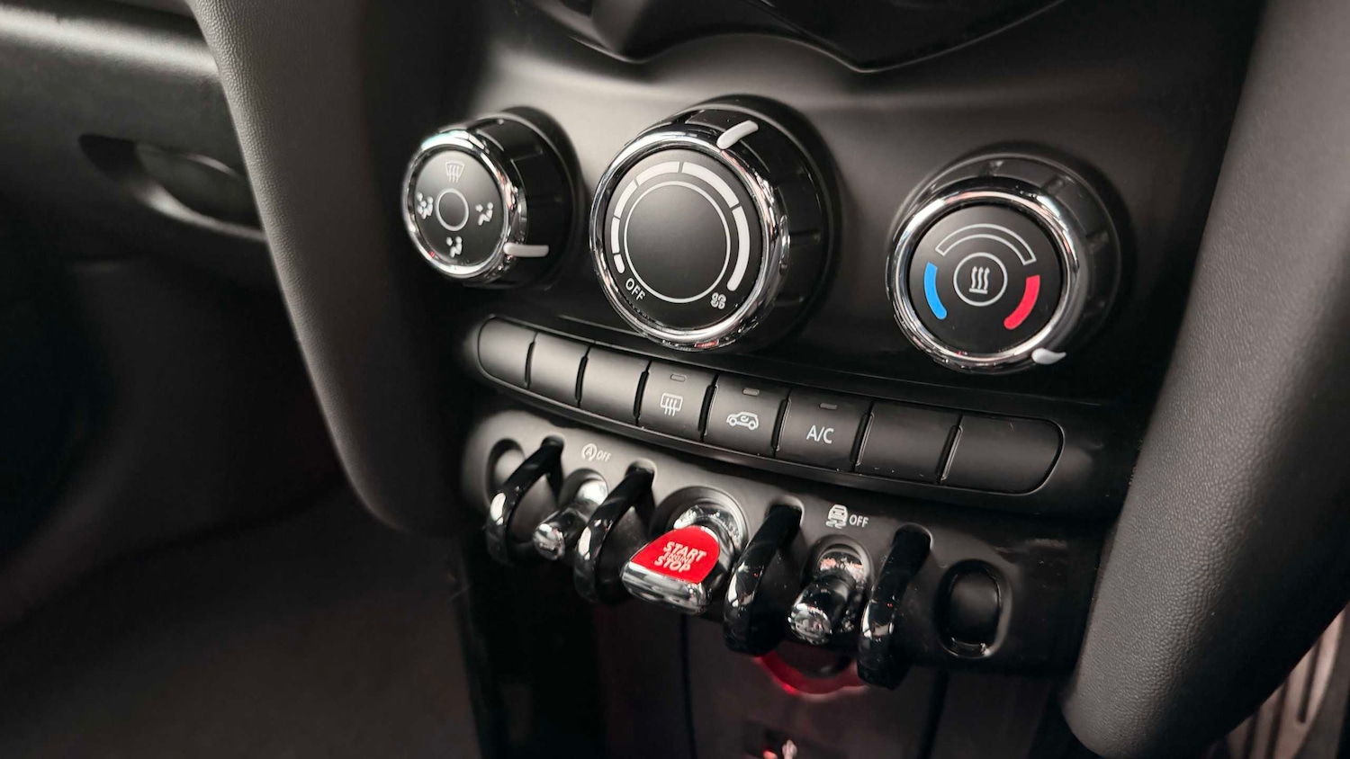 Used MINI Hatch 2019 for sale - 77859296: Photo 18