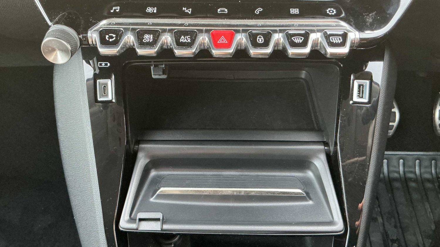 Used Peugeot 208 2022 for sale - 77979456: Photo 21