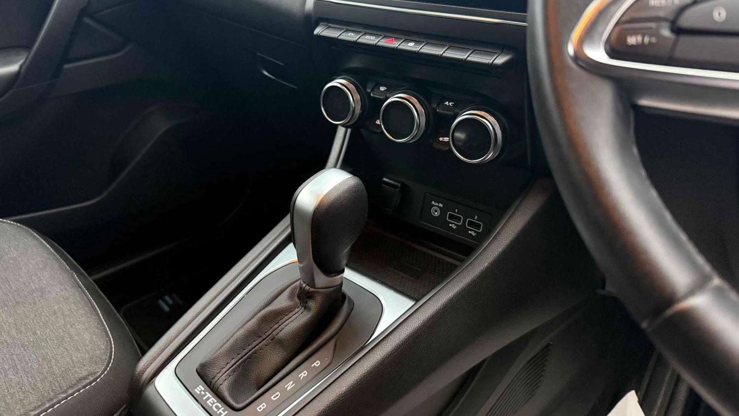 Used Renault Captur 2022 for sale - 77983299: Photo 14