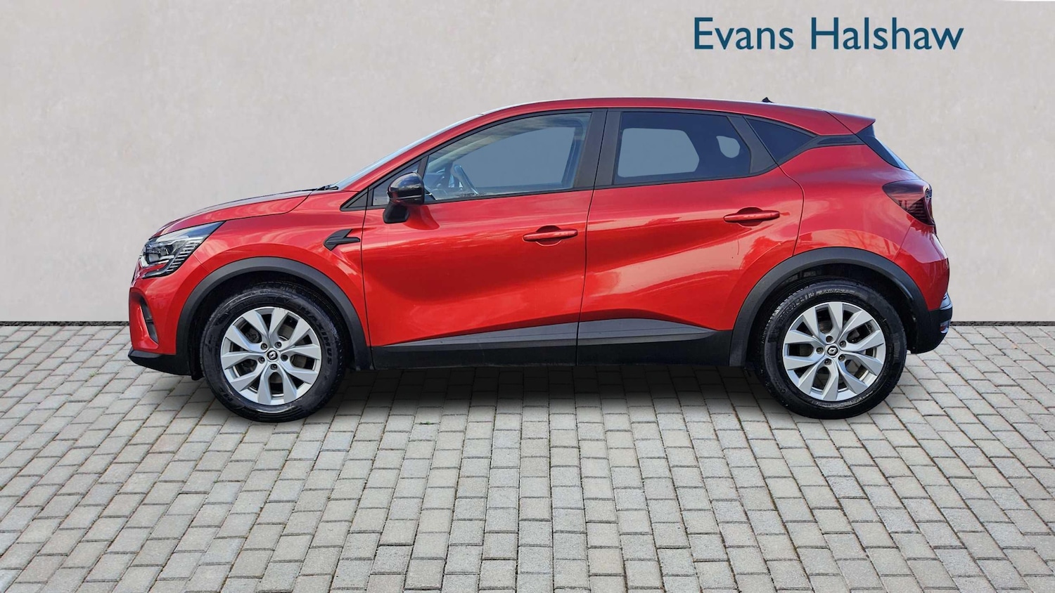 Used Renault Captur 2022 for sale - 77983299: Photo 8