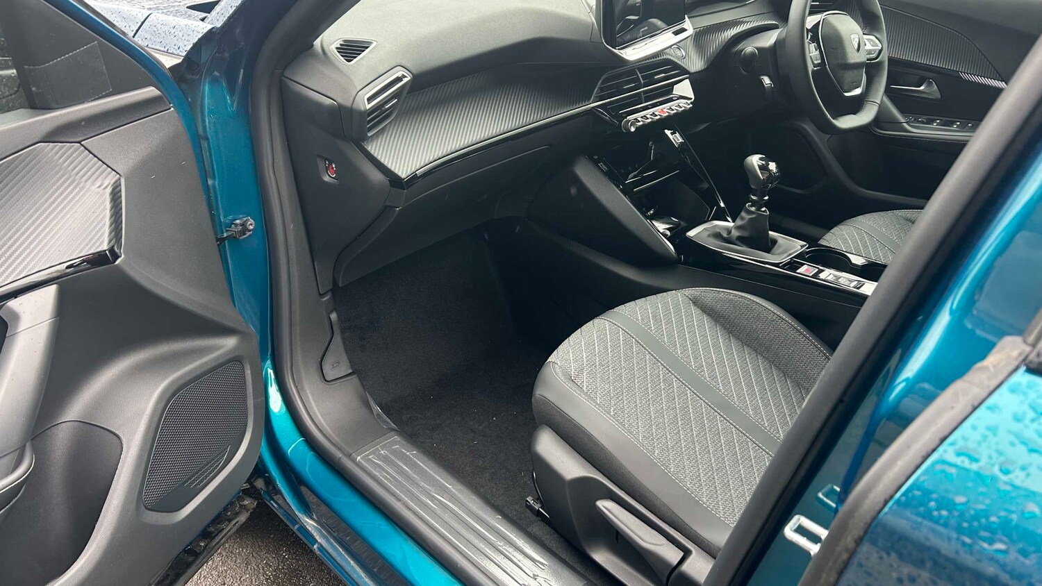 Used Peugeot 2008 for sale - 77860416: Photo 16