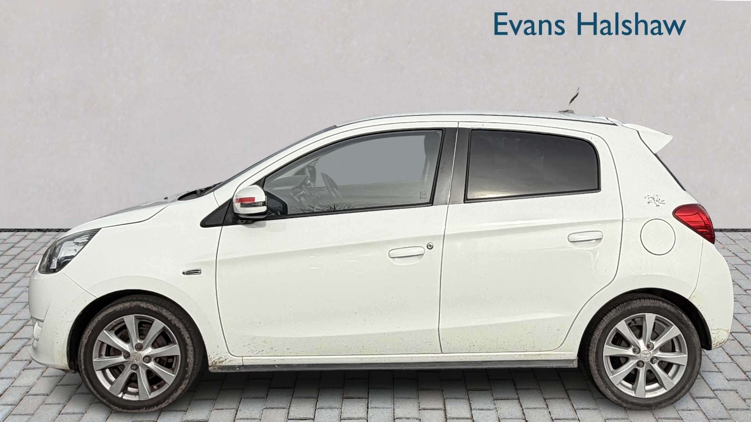 Used Mitsubishi Mirage 2016 for sale - 77995917: Photo 4