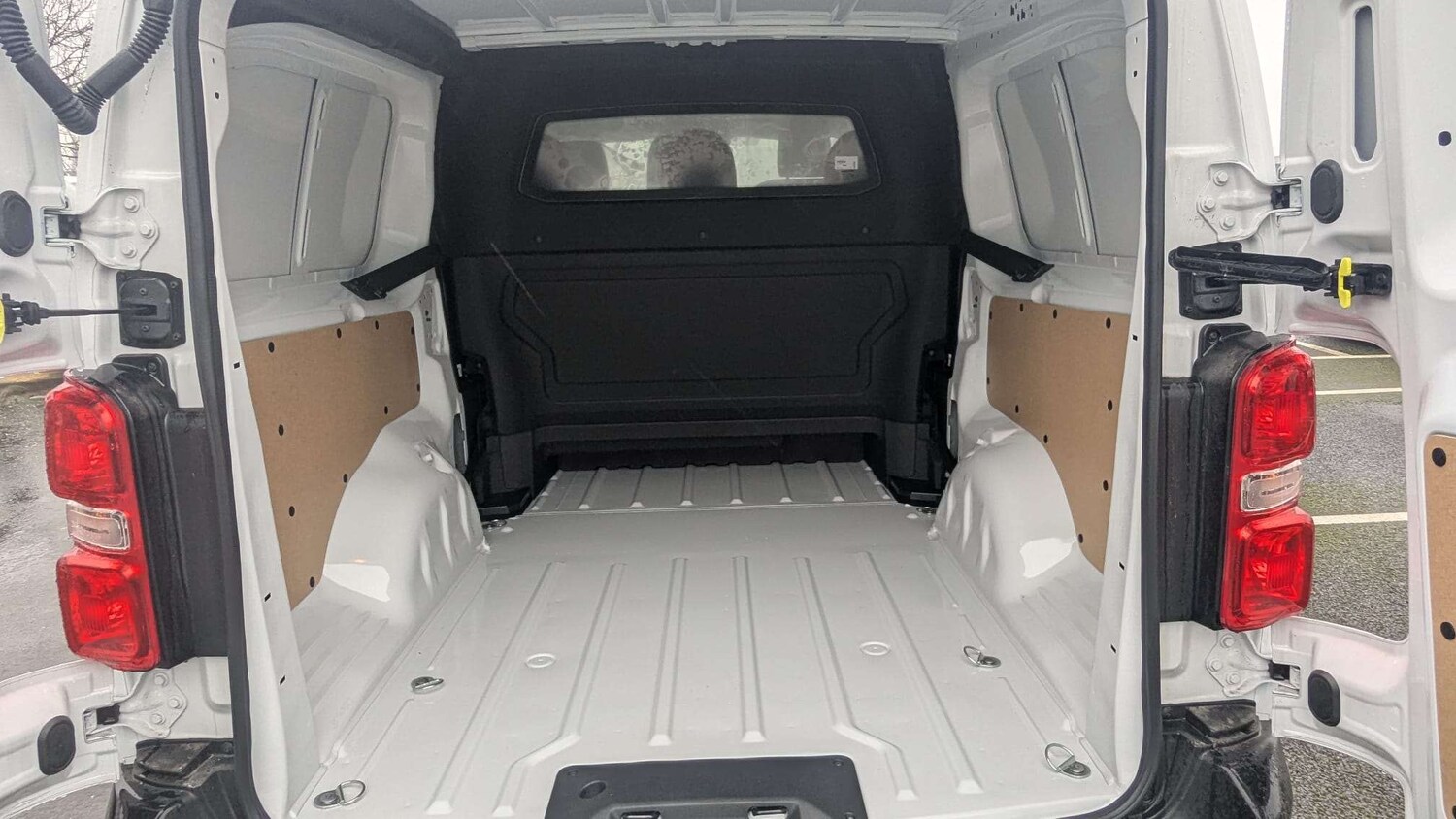 Used Vauxhall Vivaro 2025 for sale - 77859907: Photo 11