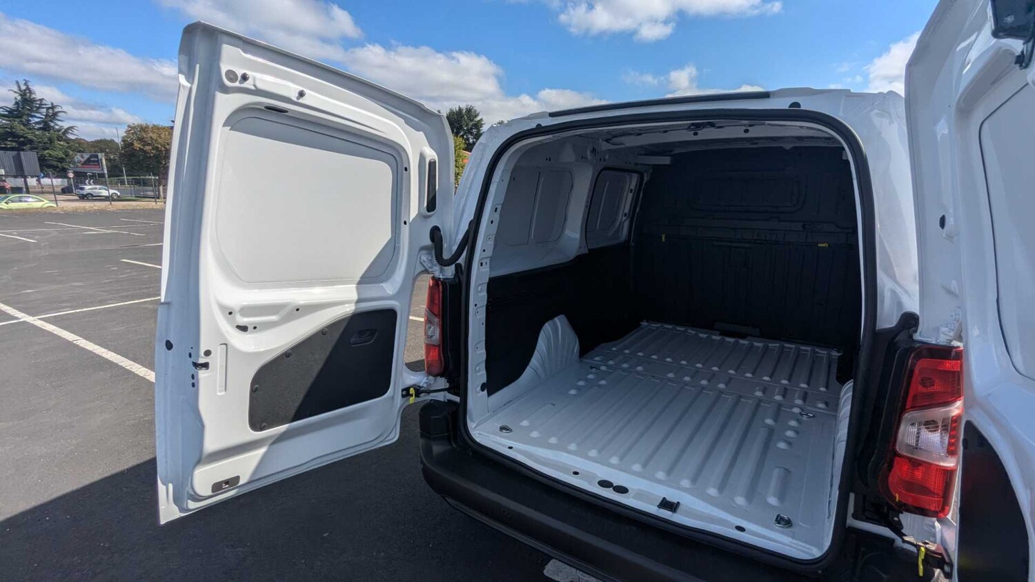 Used Citroen Berlingo for sale - 77859650: Photo 13