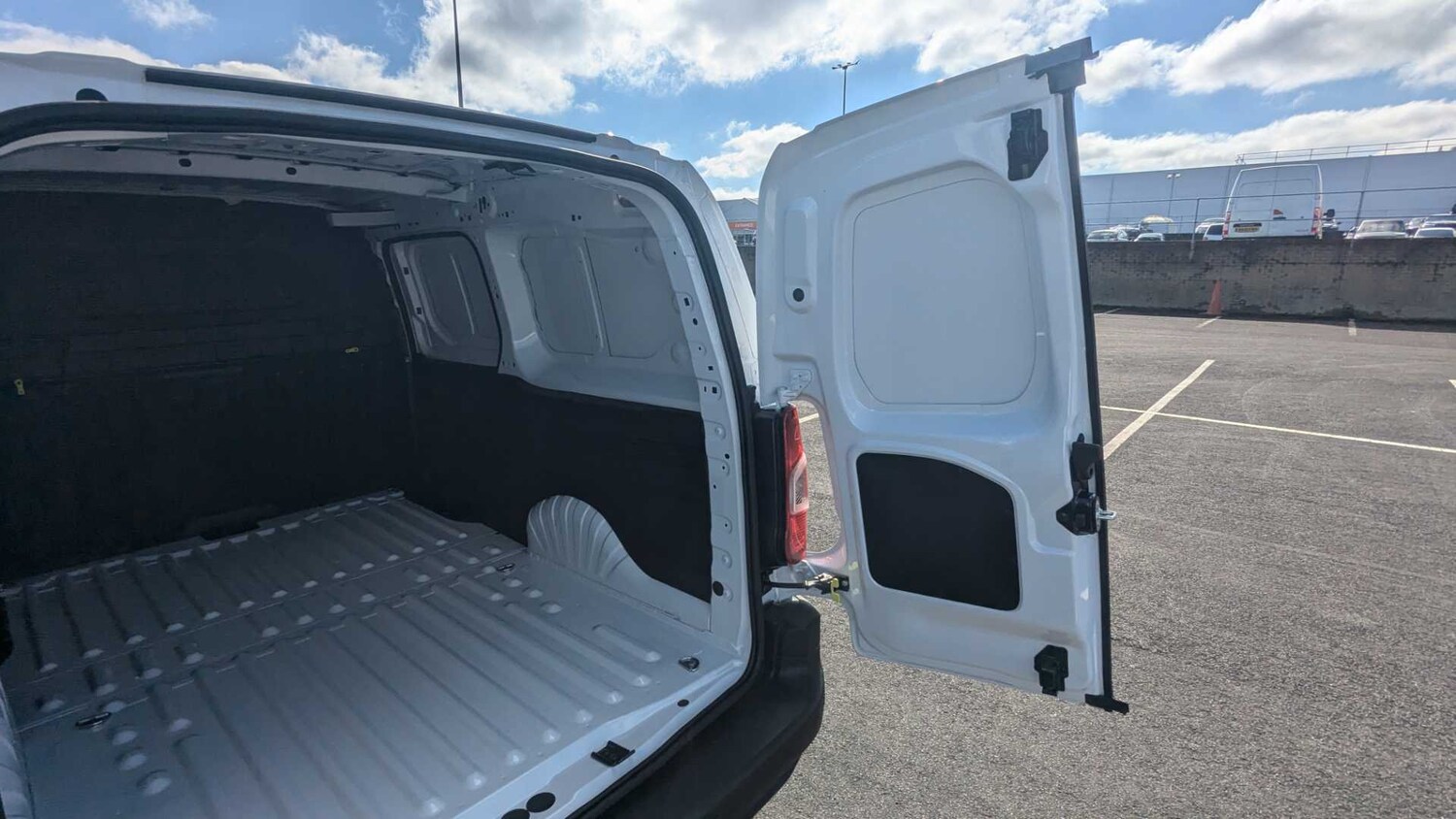 Used Citroen Berlingo for sale - 77859650: Photo 14