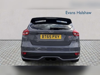 Used Ford Focus 2015 for sale - 78550720: Photo