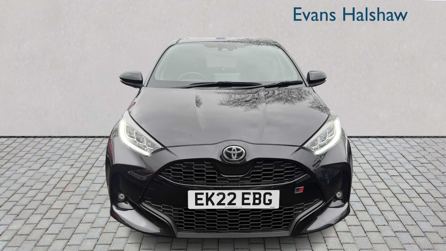 Used Toyota Yaris 2022 for sale - 77859023: Photo 2