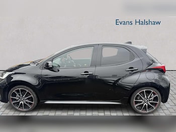 Used Toyota Yaris 2022 for sale - 77859023: Photo