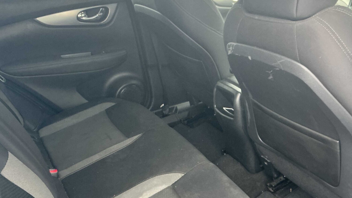 Used Nissan Qashqai for sale - 77857353: Photo 15