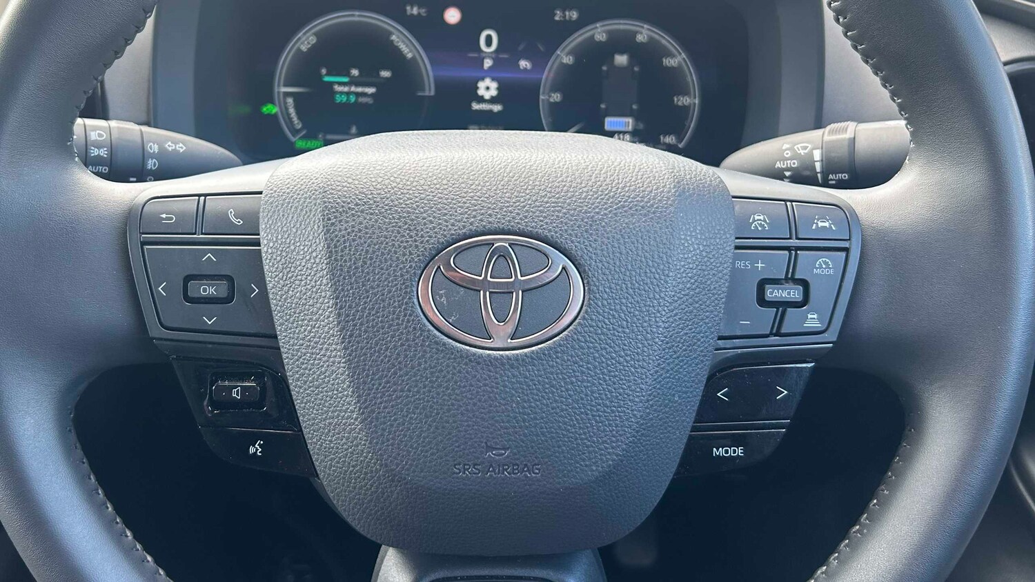 Used Toyota C-HR 2025 for sale - 78221221: Photo 12