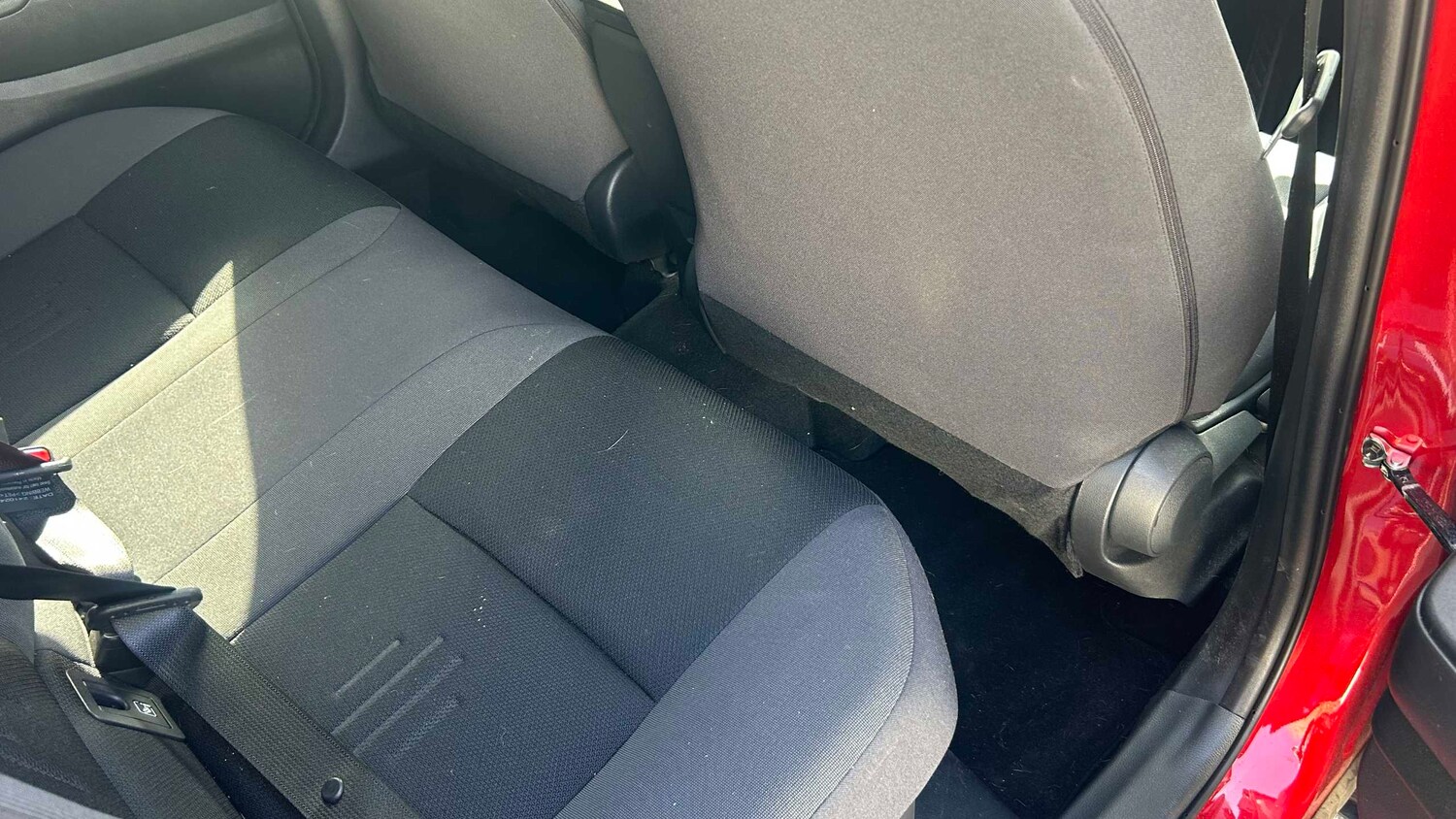 Used Toyota C-HR 2025 for sale - 78221221: Photo 16