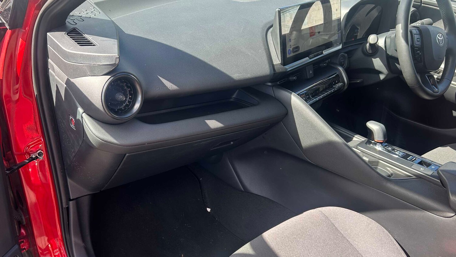 Used Toyota C-HR 2025 for sale - 78221221: Photo 17