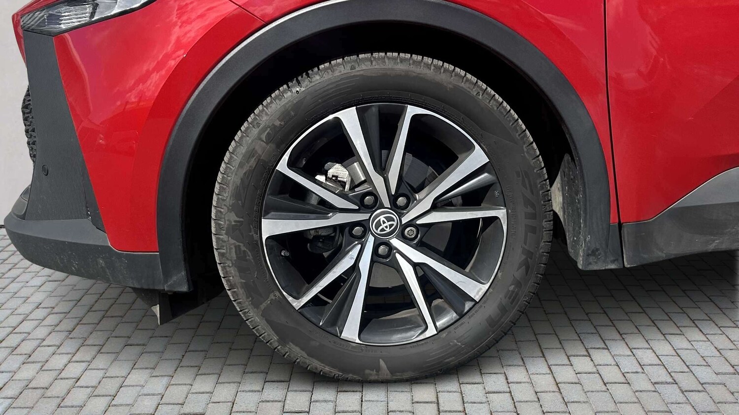 Used Toyota C-HR 2025 for sale - 78221221: Photo 8