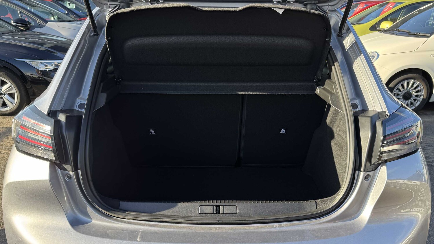 Used Peugeot 208 2025 for sale - 77857699: Photo 11