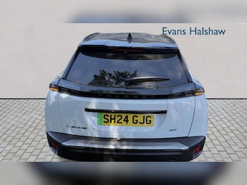 Used Peugeot 2008 2024 for sale - 79002047: Photo