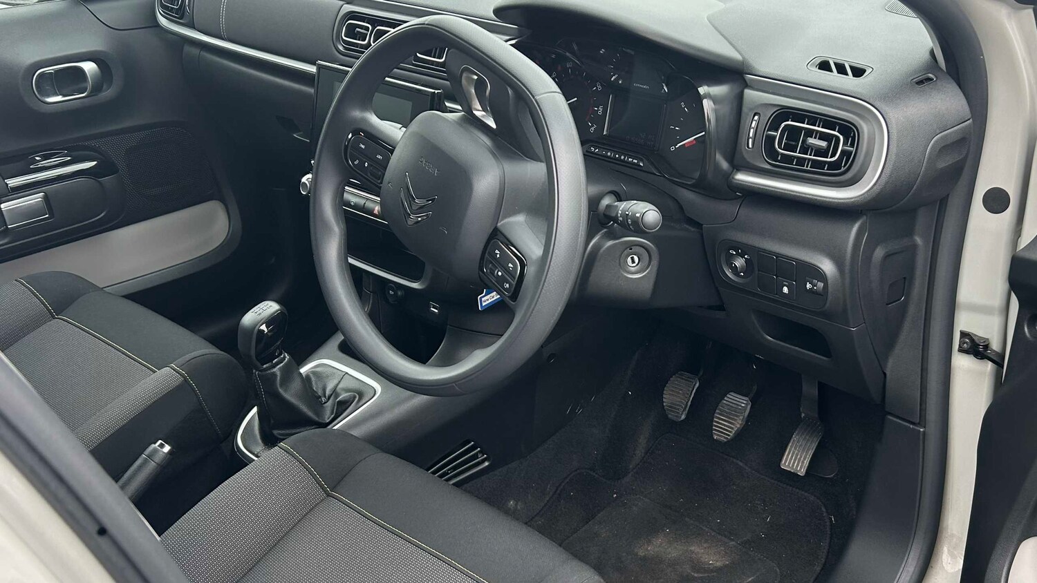 Used Citroen C3 2023 for sale - 77857066: Photo 9