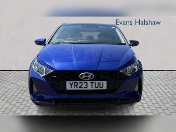 Used Hyundai i20 2023 for sale - 79135069: Photo