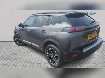 Used Peugeot 2008 2023 for sale - 78978663: Photo