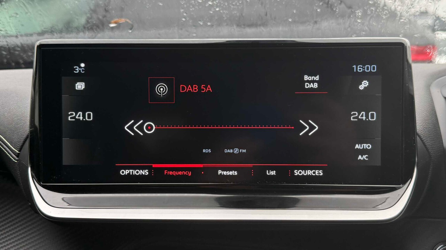 Used Peugeot 2008 for sale - 77861223: Photo 15