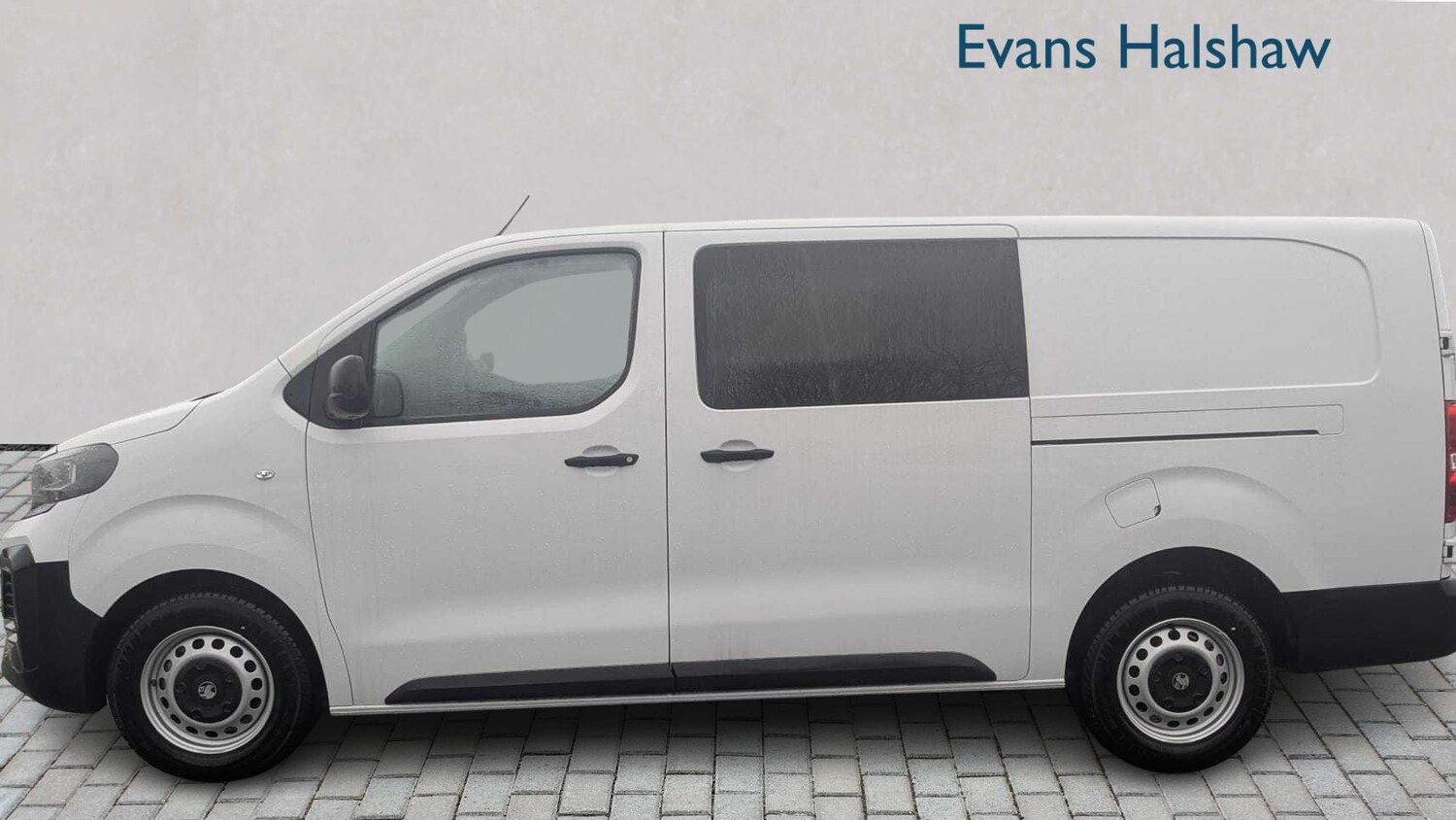 Used Vauxhall Vivaro 2025 for sale - 77861466: Photo 4