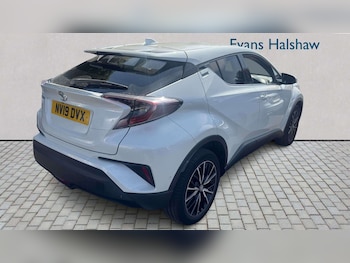 Used Toyota C-HR 2019 for sale - 79364825: Photo